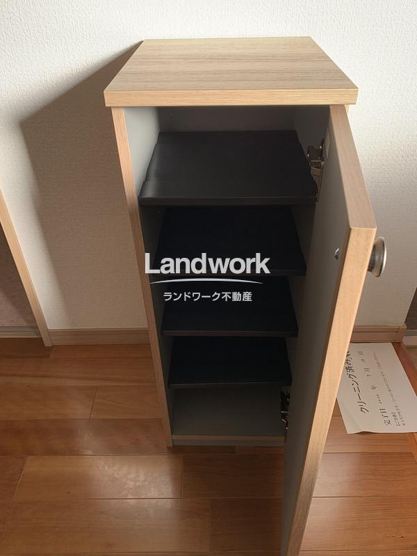 シューズボックス②
