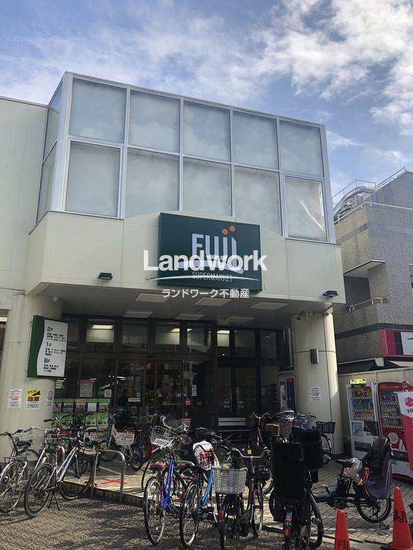 FUJI 用賀店