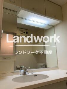 洗面台鏡面