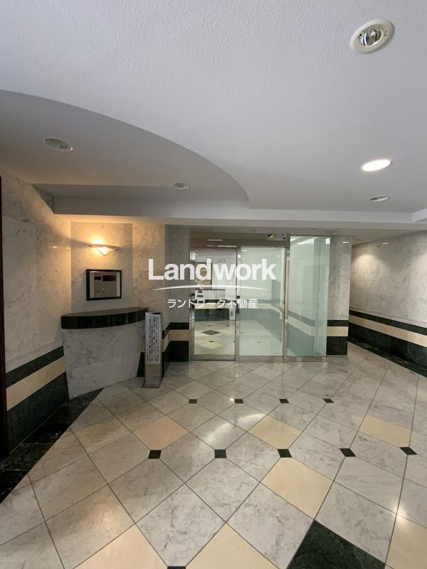 エントランスホール