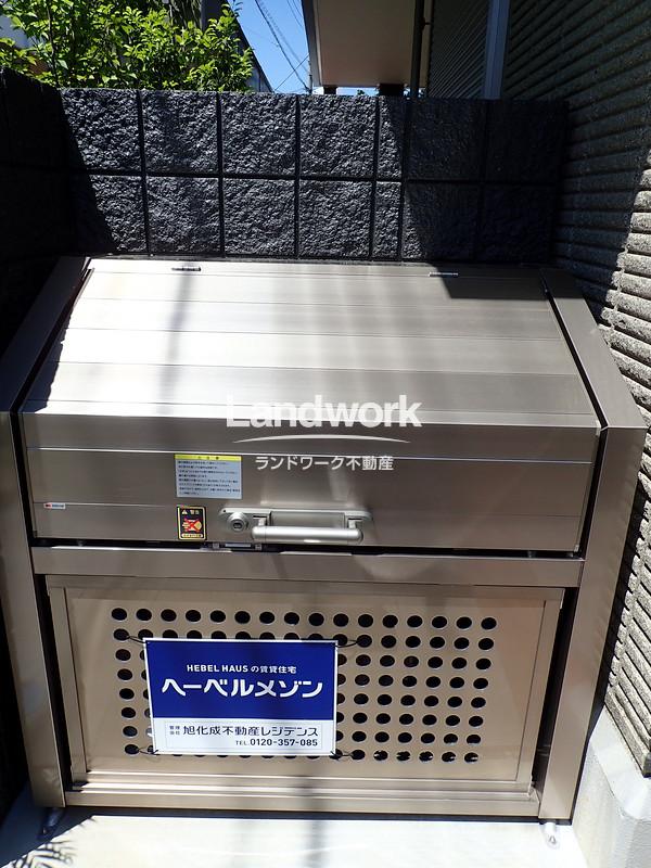 敷地内ゴミ置き場