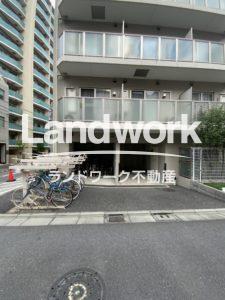 駐輪場　駐車場